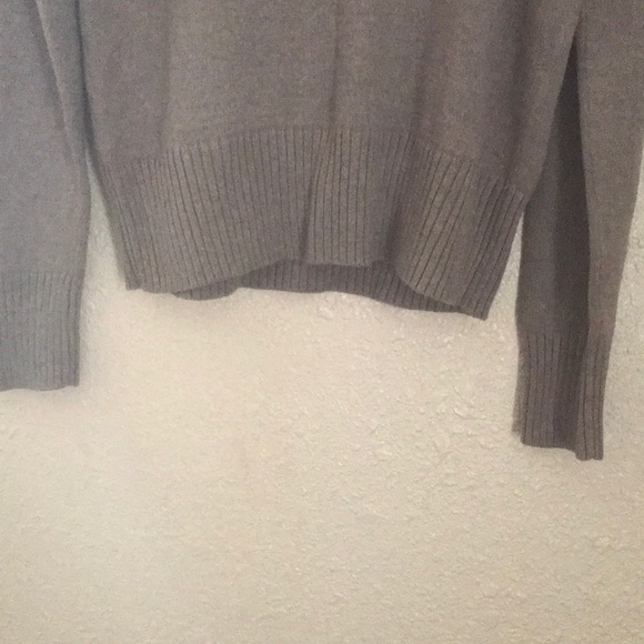 Men’s Fleece Sweater - Picture 3 of 5